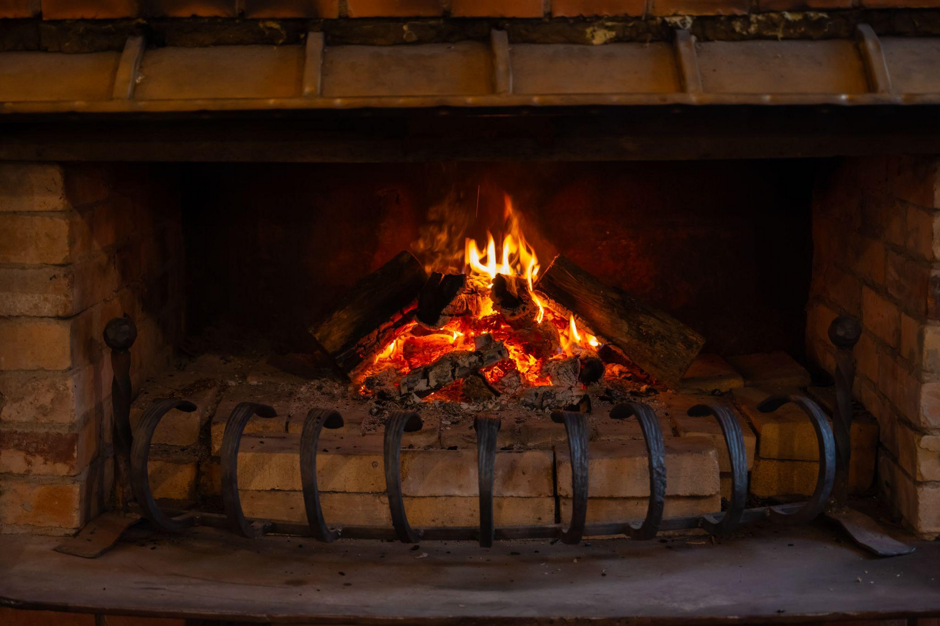 How to Prevent Heat Damage to Decking Under Fire Pits
