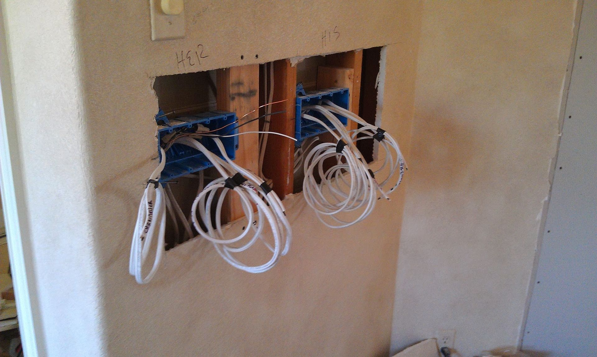 Lightning Electric: Powering Homes with Expert Electrical Solutions