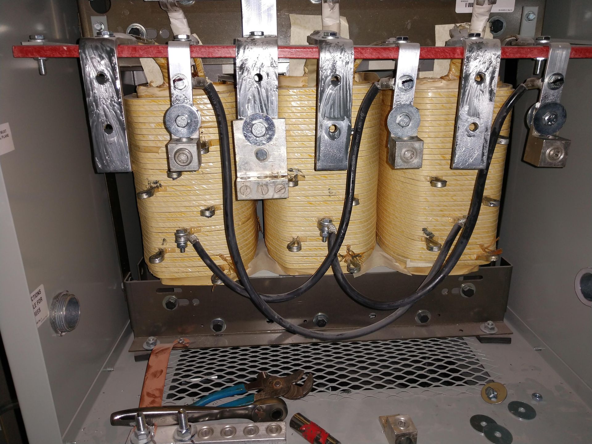Lightning Electric: Powering Homes with Expert Electrical Solutions