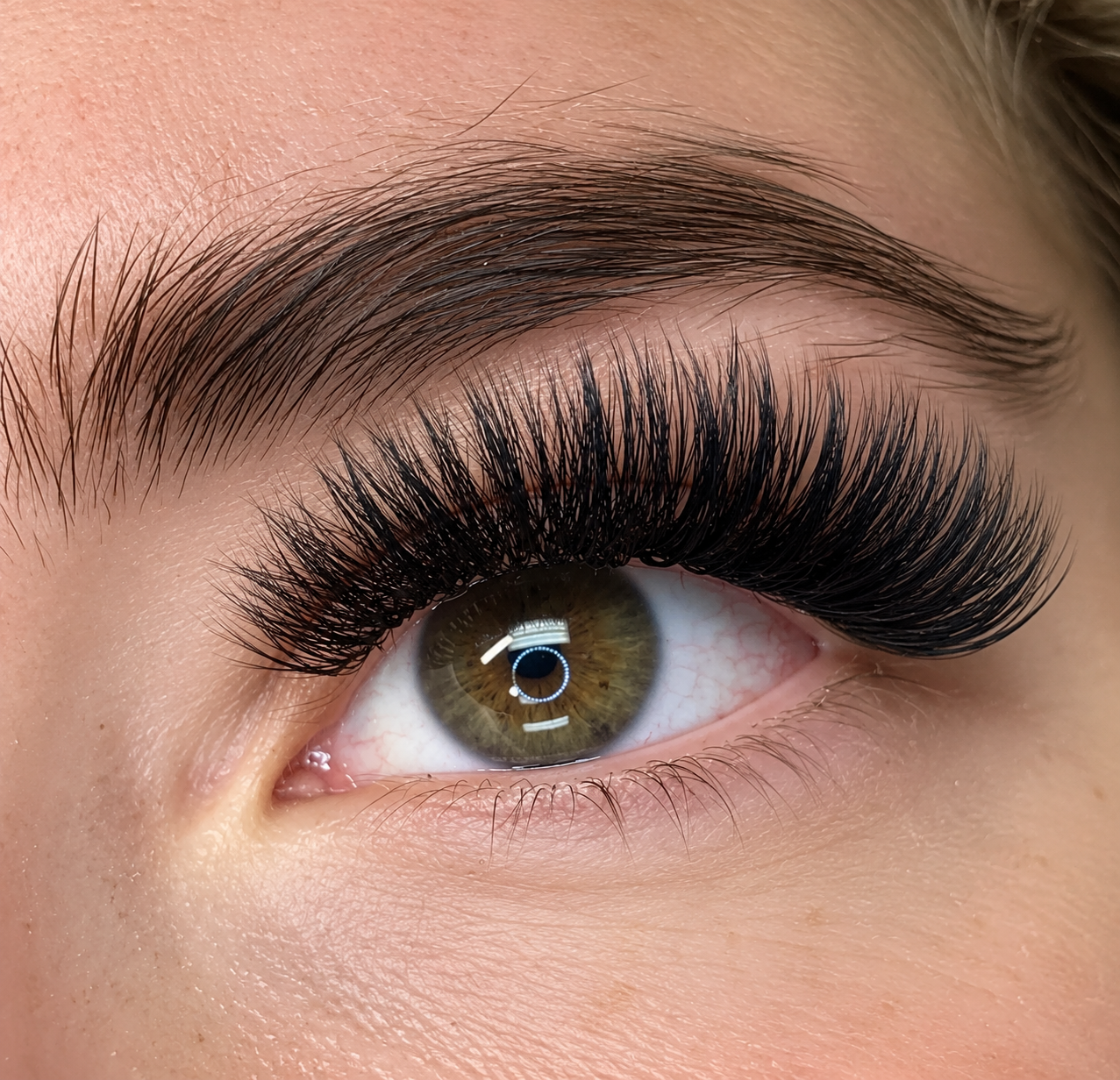 Mega Volume eyelash extensions with bold dramatic fullness