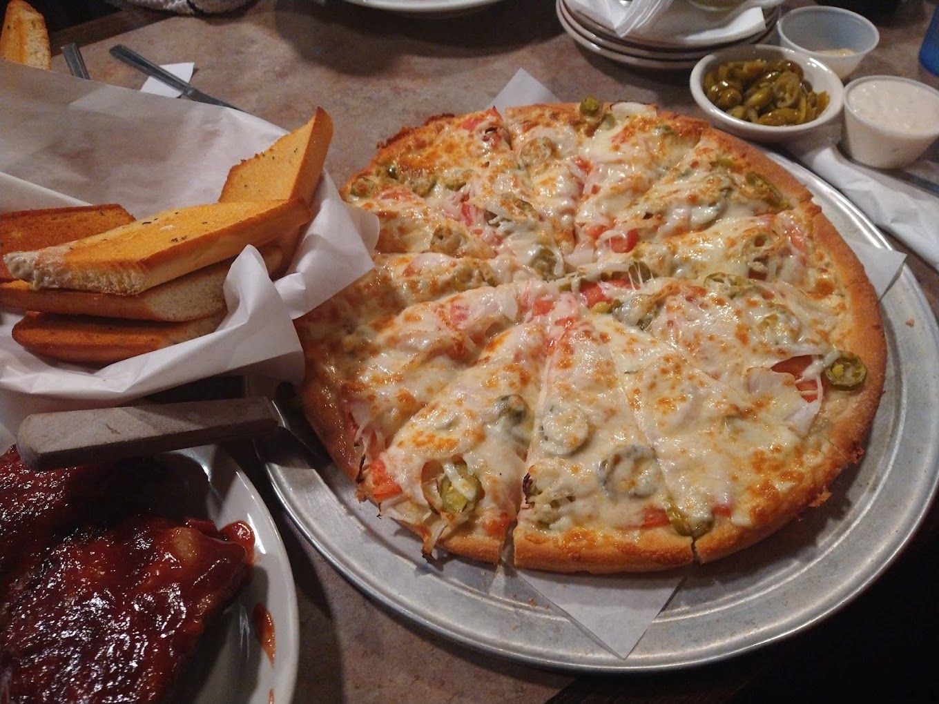 pizza & ribs