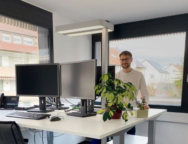 Alber und Pfindel moderner Arbeitsplatz