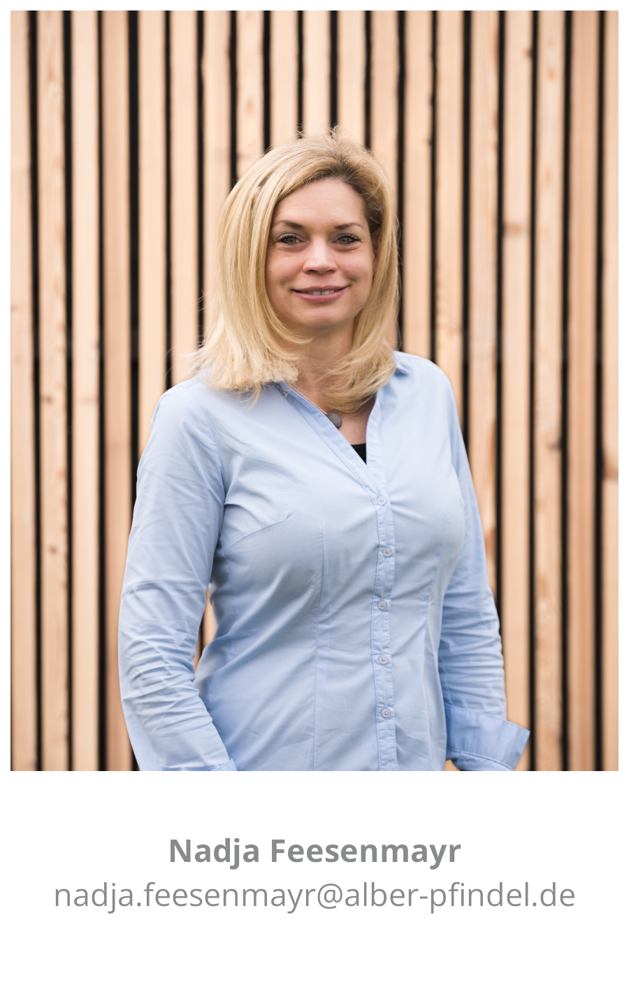Portrait Mitarbeiterin Nadja Feesenmayer