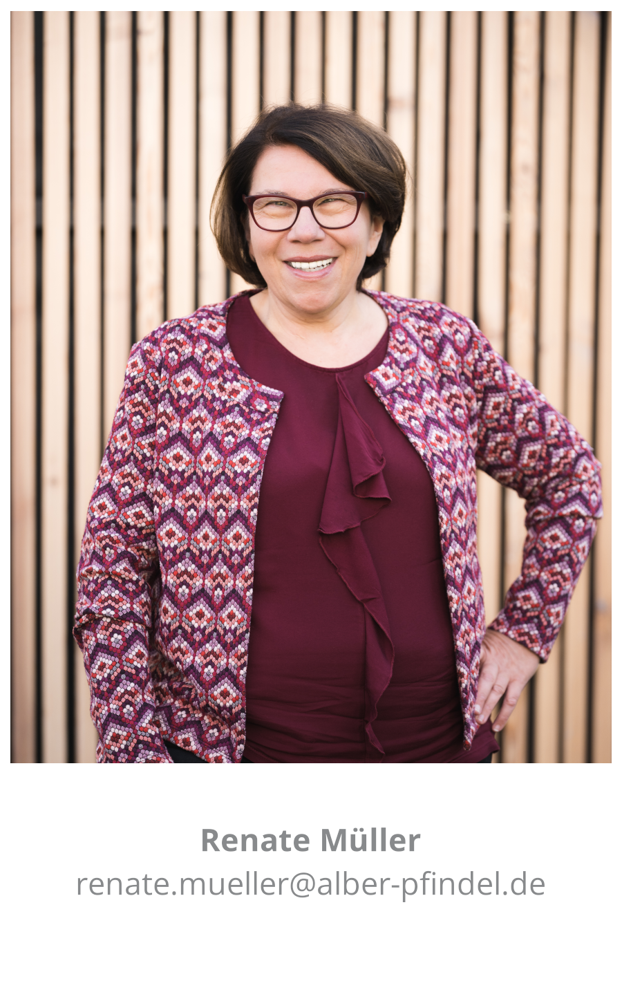 Portrait Mitarbeiterin Renate Müller