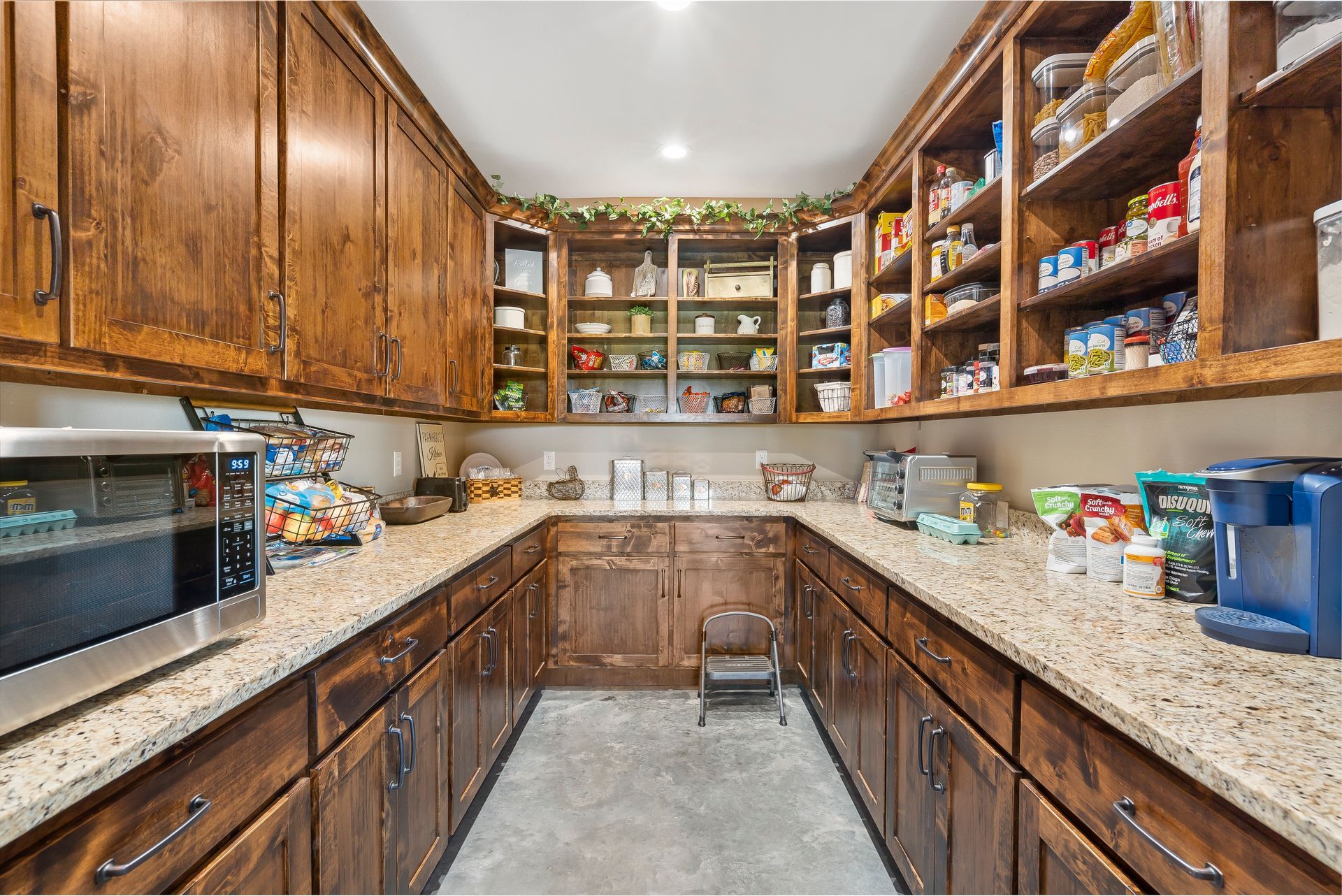 full icf custom house | Kitchen view | icf builders near Sparta and Kansas City MO