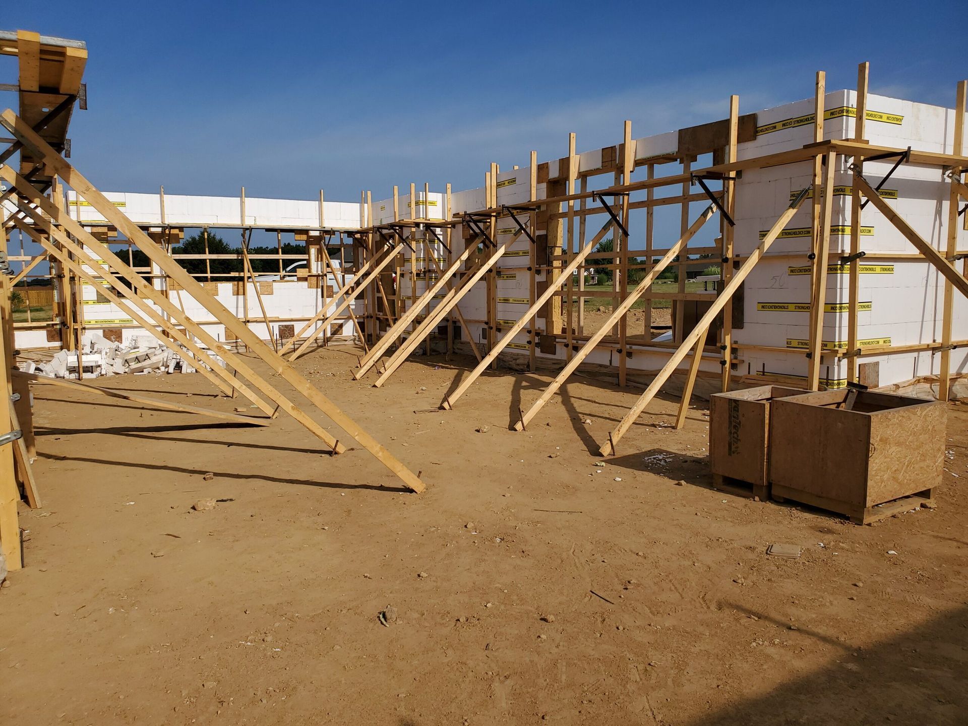 icf footers and walls during installation in nixa and springfield mo