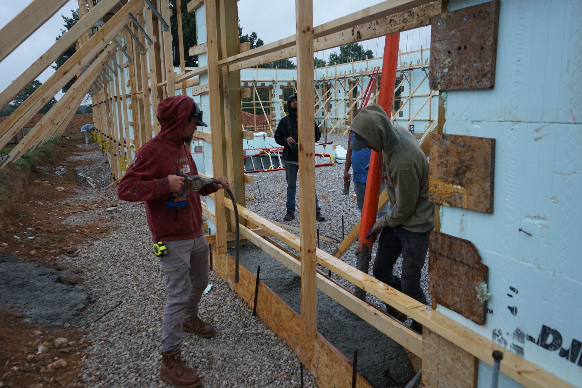 Vibrating concrete in an ICF concrete walls in any weather conditions, in Ozark, MO