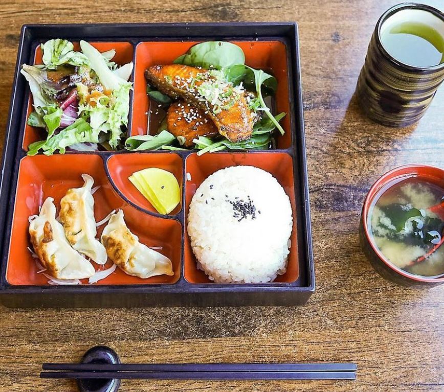 skilled chef making authentic Japanese food in London