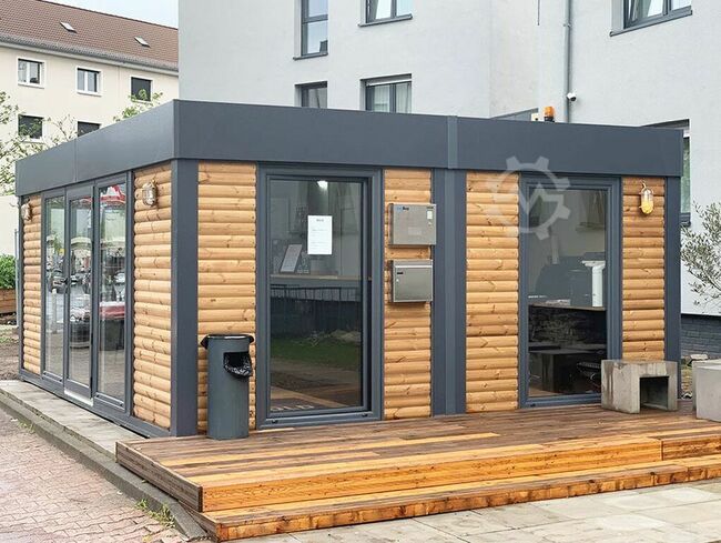 casa di legno in esposizione