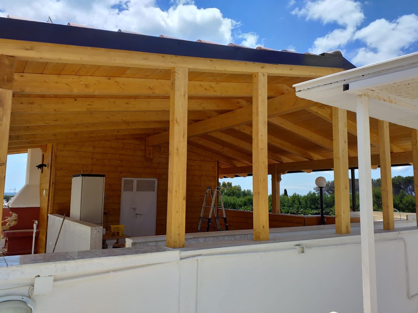 copertura esterna in legno