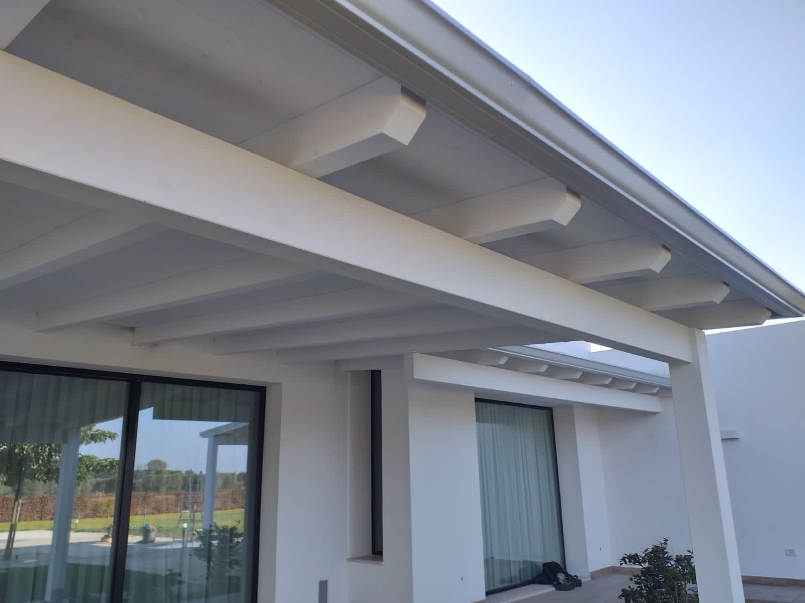 sottotetto con assi in legno
