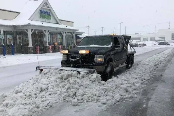 Snow plowing for commercial properties in Spring Grove PA providing fast and reliable winter maintenance services