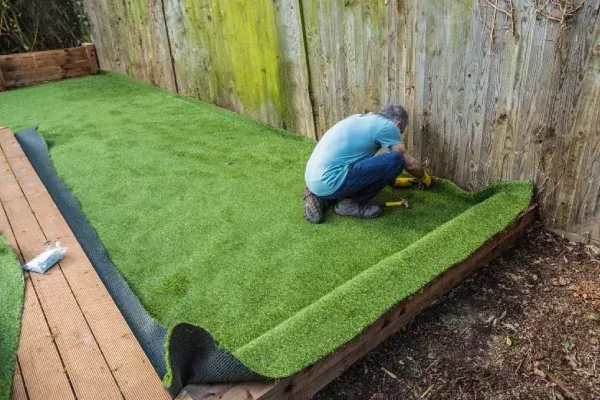 Synthetic turf putting greens in Spring Grove PA delivering durable and professional style golf practice spaces