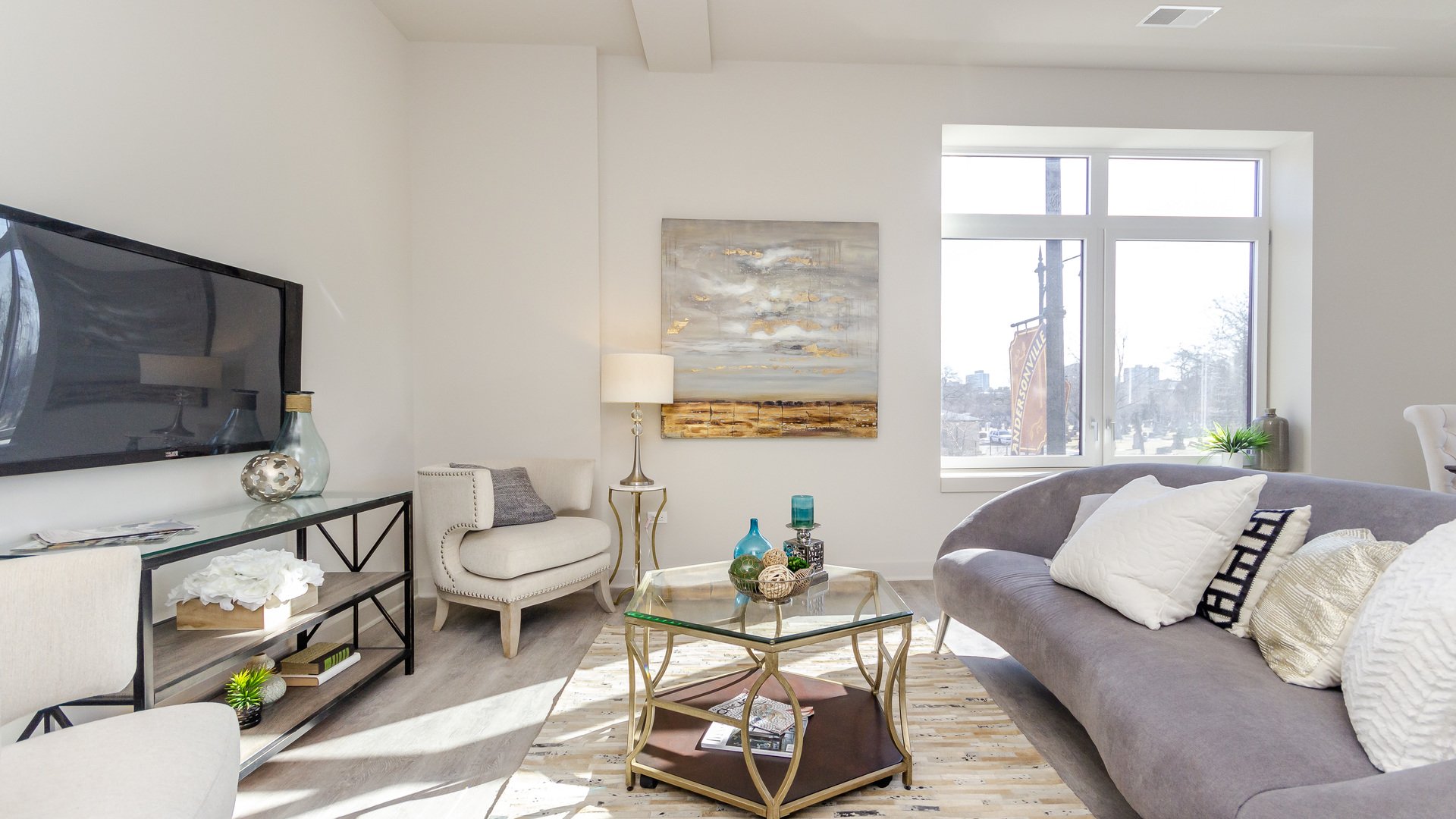 The Ainslie Honore Properties Chicago