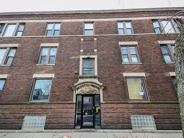 859 N Damen Avenue