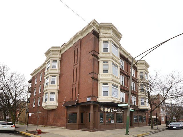 624-626 S Racine Avenue
