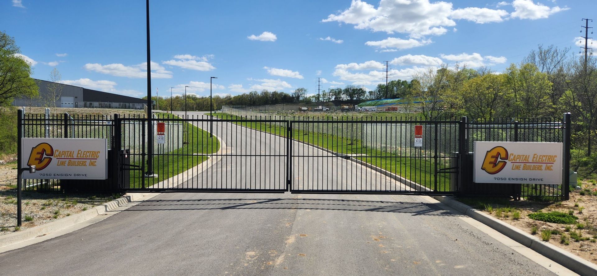 A gate with a sign on it that says ' safety first ' on it.