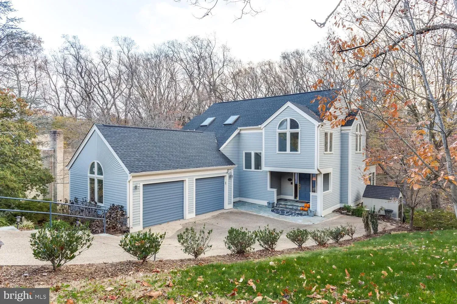 3464 Roberts Ln