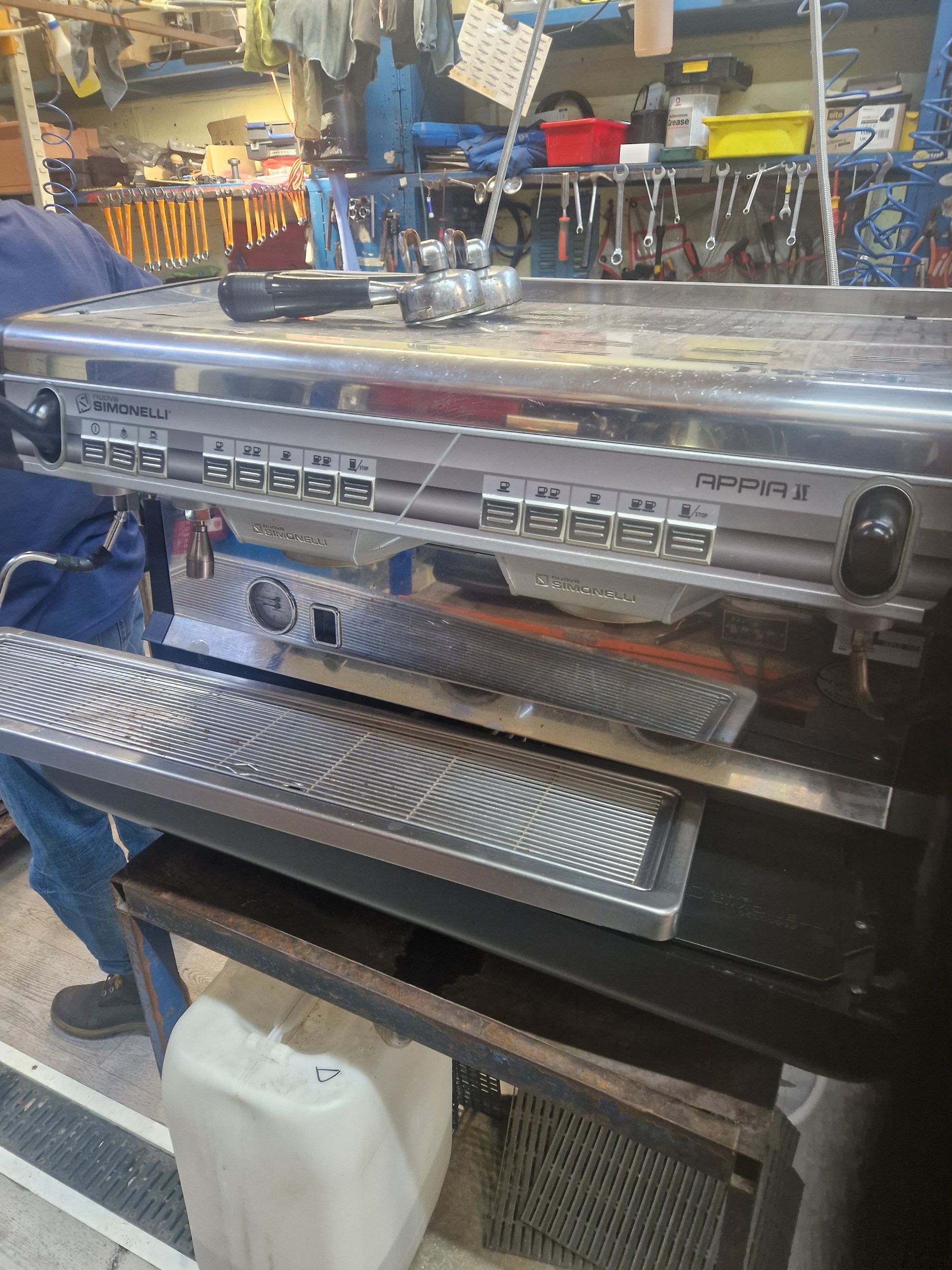 coffee machine commercial repairs servicing harlow essex