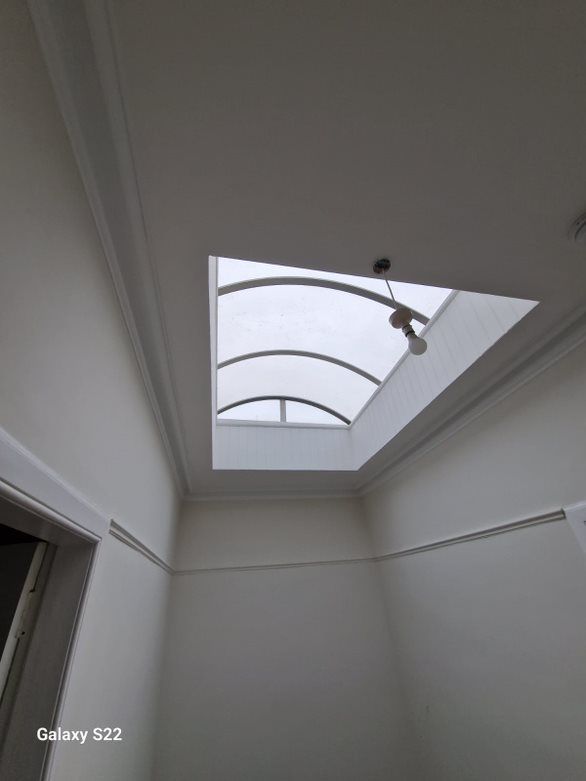 Elite Edge Painters and Decorators Manchester - ceiling painted white in a property on Half Edge Lane