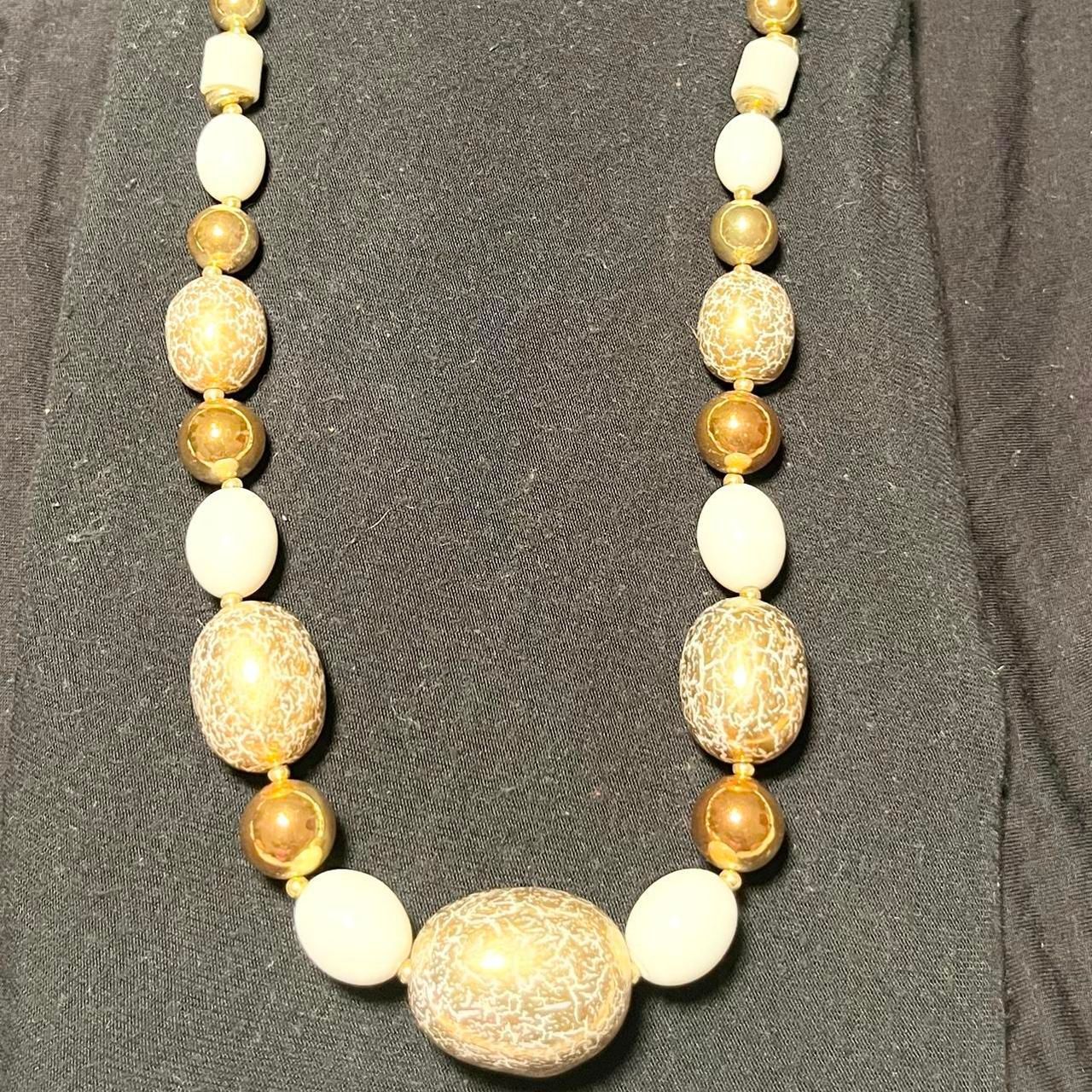 Classic White and Gold Beaded Bulky Necklace