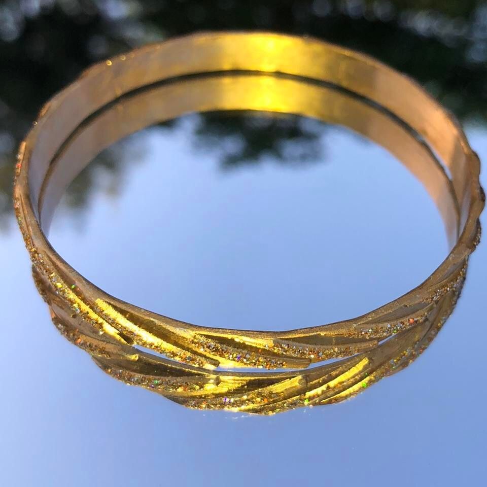 Classic Glittery Gold Designed Bangle