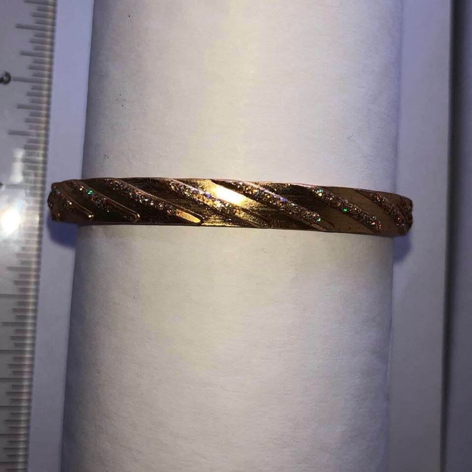 Classic Glittery Gold Designed Bangle