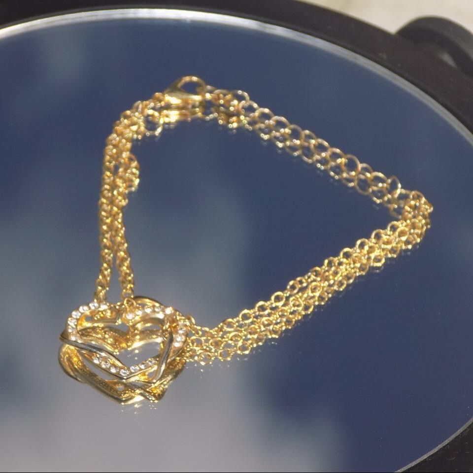 Classy Gold Chain Bracelet with Studded Intertwined Heart