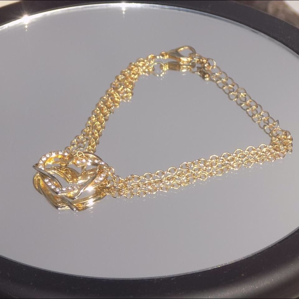 Classy Gold Chain Bracelet with Studded Intertwined Heart