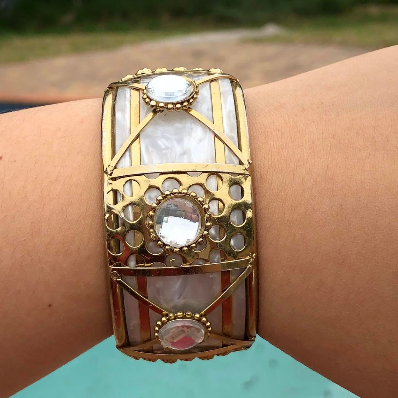 White and Gold Rhinestone Funky Studded Chunkly Bracelet