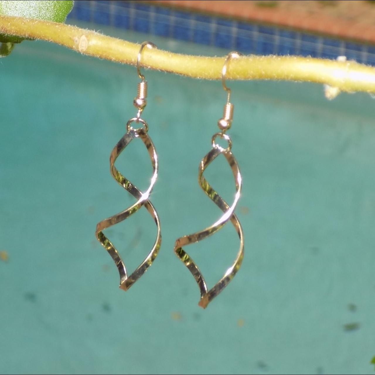 Adorable Dainty Gold Colored Spiral Earrings