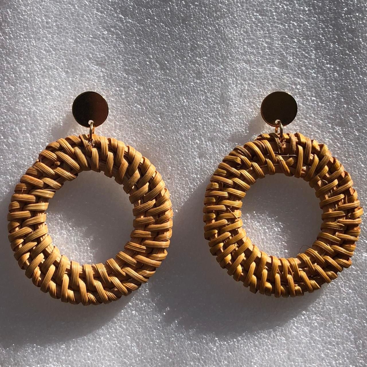 Cute Tan/Brown Woven Circle Earrings on Gold Colored Studs