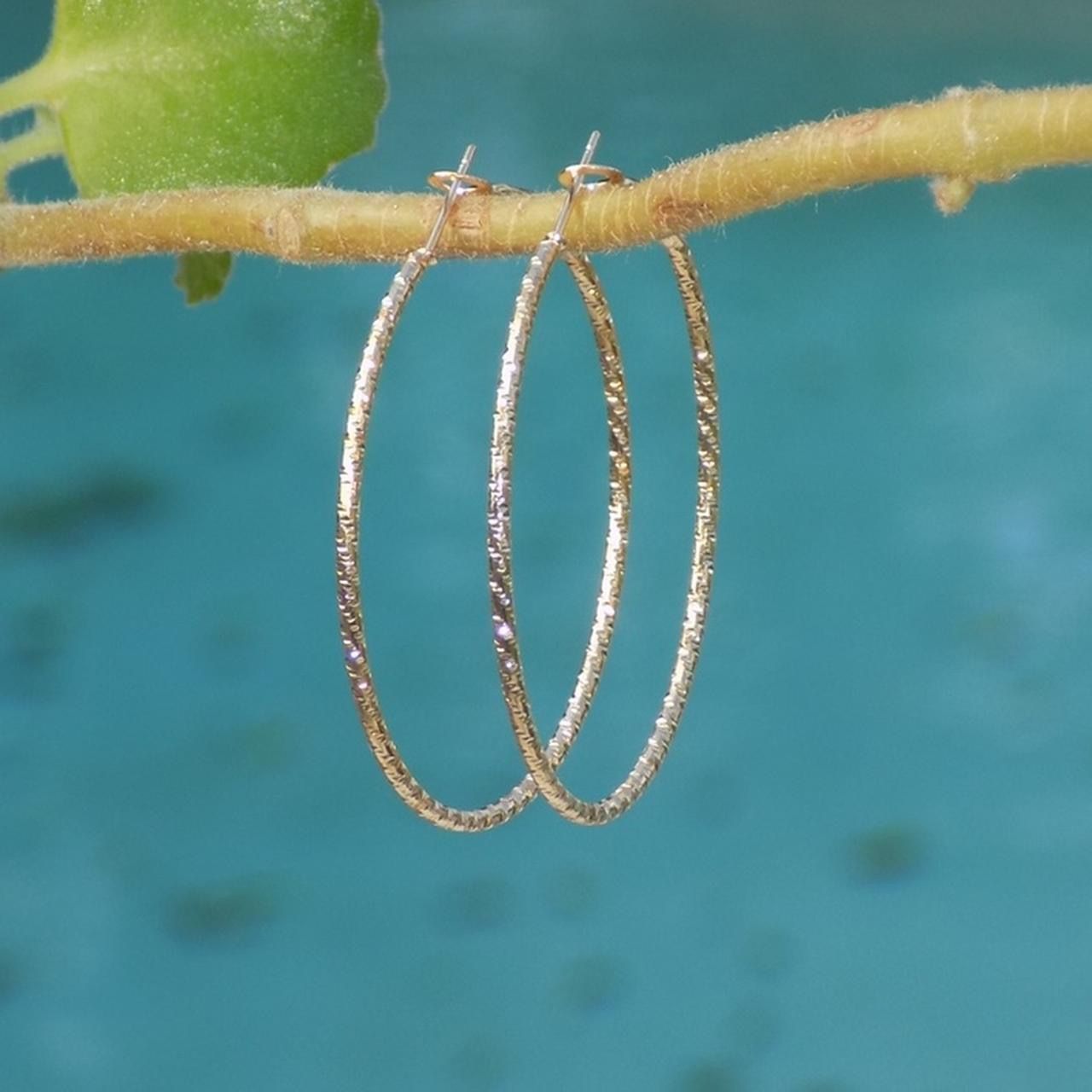 Cute Gold Colored Hoop Earrings with Cute Engraved Design