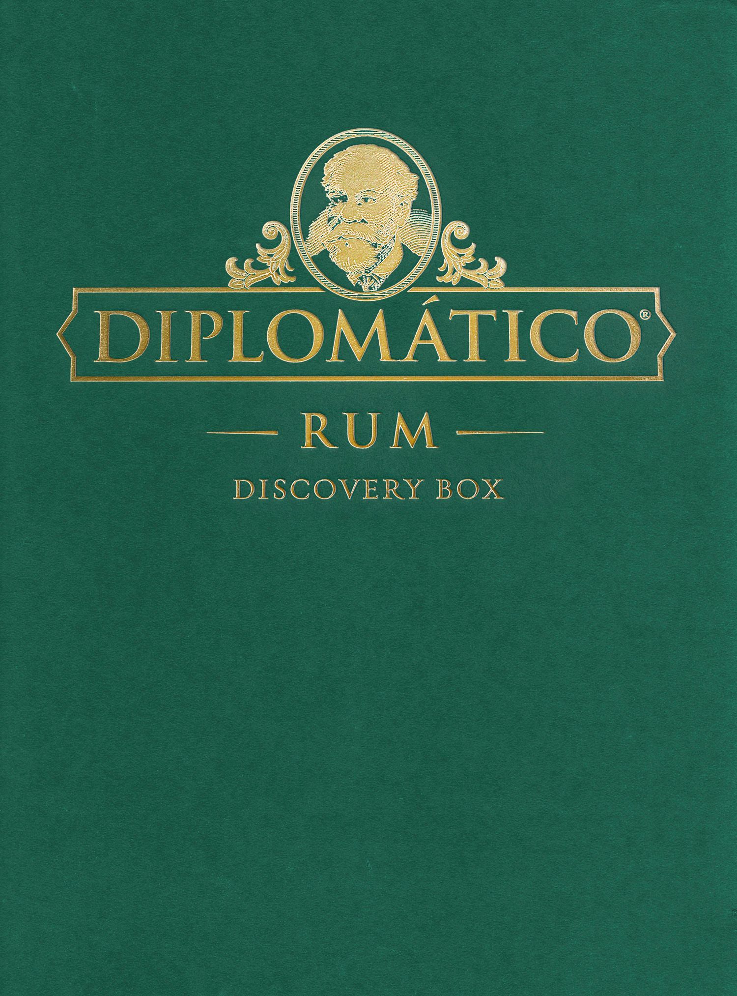 Green Diplomático Rum Discovery Box with gold lettering and emblem.