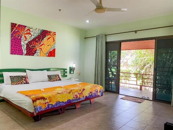 Riahi Villas by Swiss-Belhotel, Nirup Island