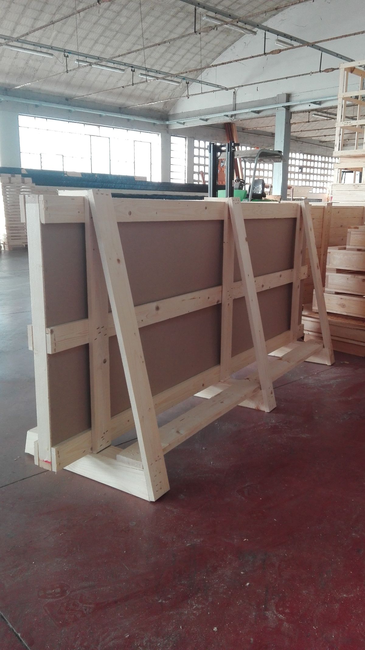 box in legno su misura per il trasporto di merci