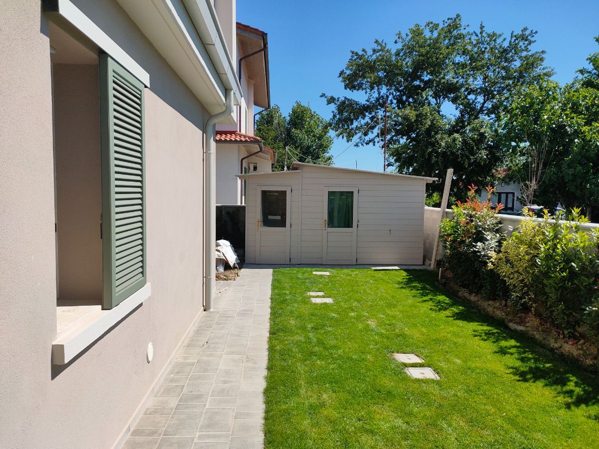 casetta in legno per giardini privati