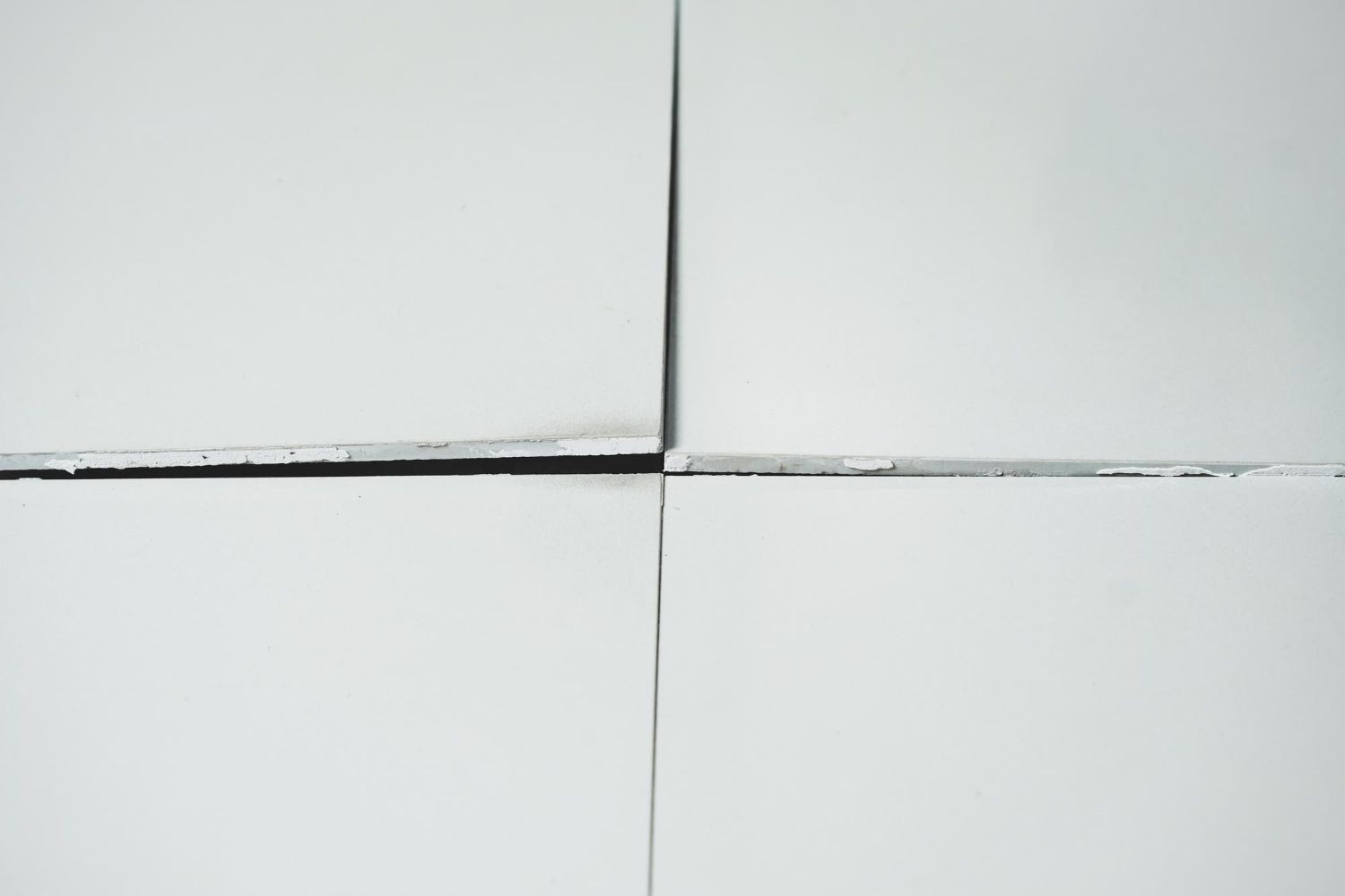 cracked tiles