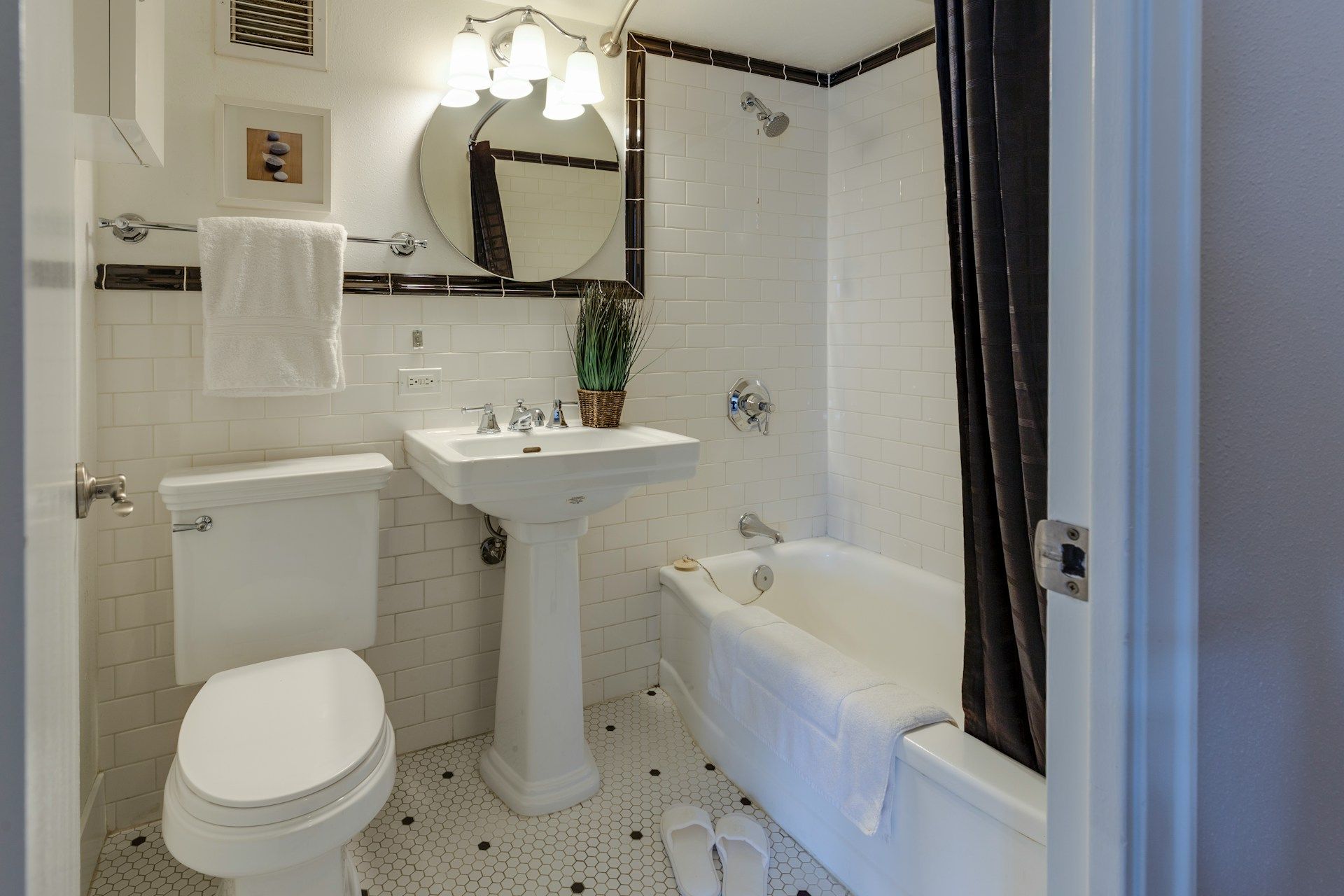 small bathroom design