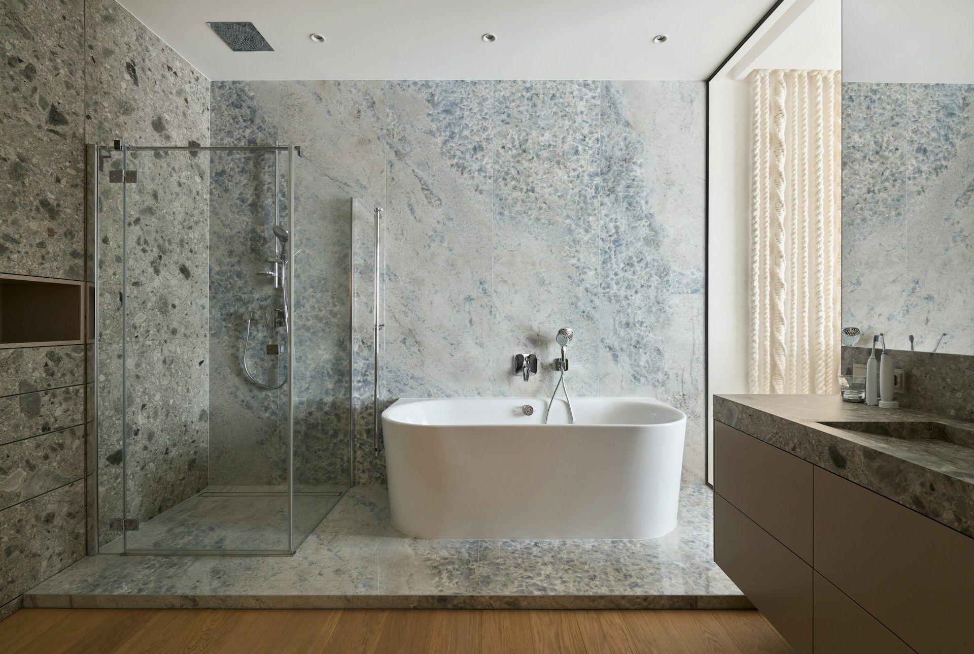 small bathroom design
