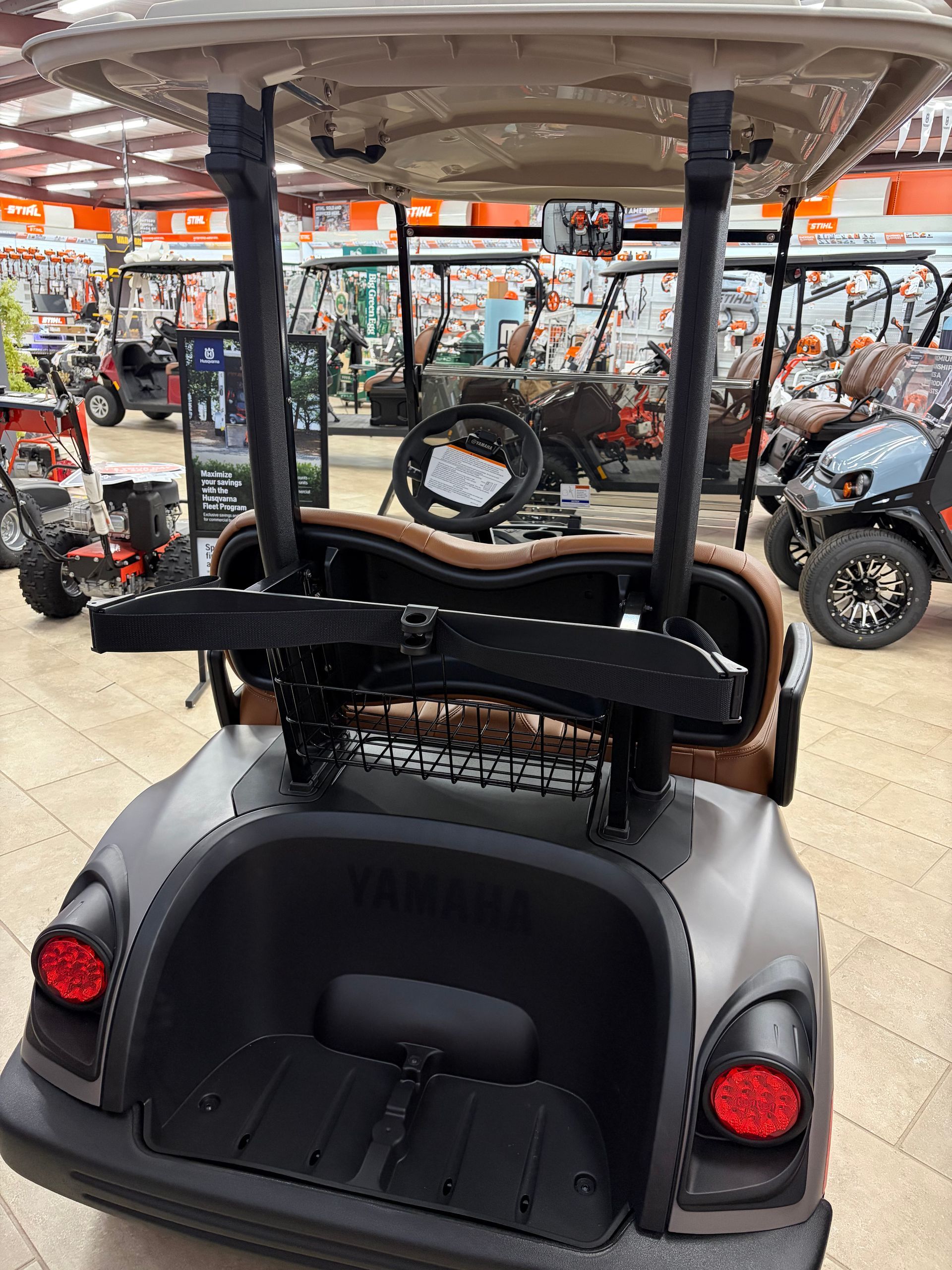 2026 YAMAHA GOLF CART COLOR: TITAN MATTE