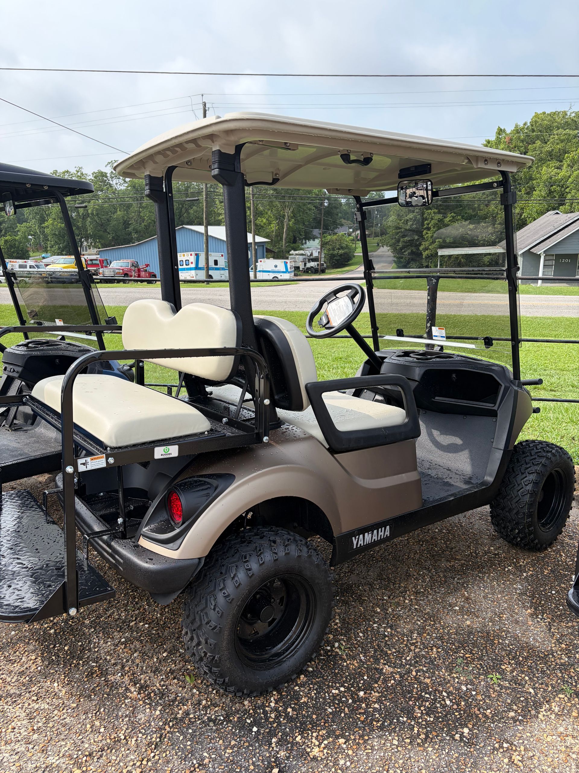 2020 YAMAHA GOLFCART GAS BROWN                                                                                                                                       805