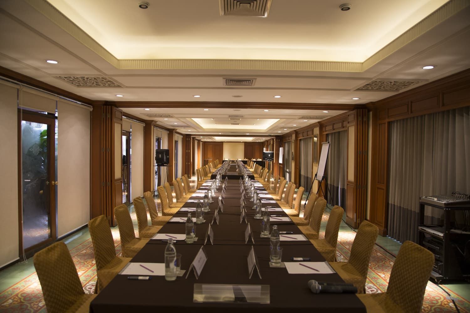 A Large Conference Room With a Long Table and Chairs — Jendata In Garbutt, QLD
