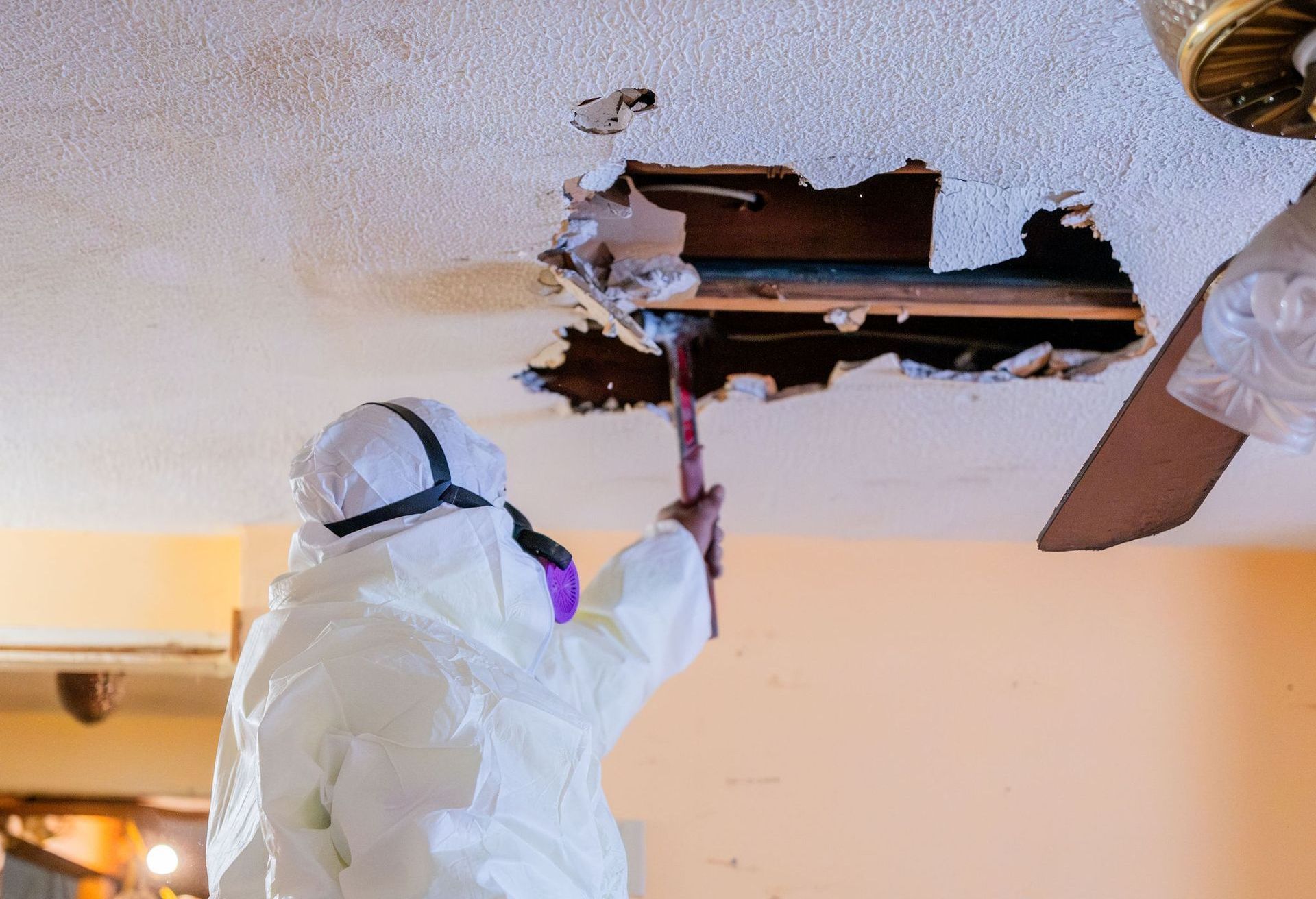ceiling asbestos removal