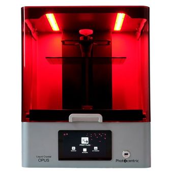 Een 3D-printer met een rood lampje erop.