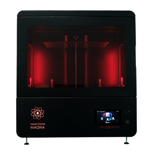 Een 3D-printer waar een rood licht uit komt