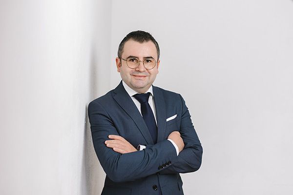 OA Dr. Stefan Berci