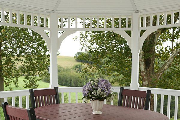 Berlin Gardens Gazebo — Cincinnati, OH — Western Hills Builders Supply Co. Berlin Gardens Gazebo — Cincinnati, OH — Western Hills Builders Supply Co.