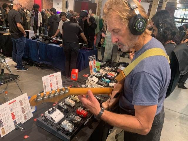 Matt Feinberg checking 'em out!