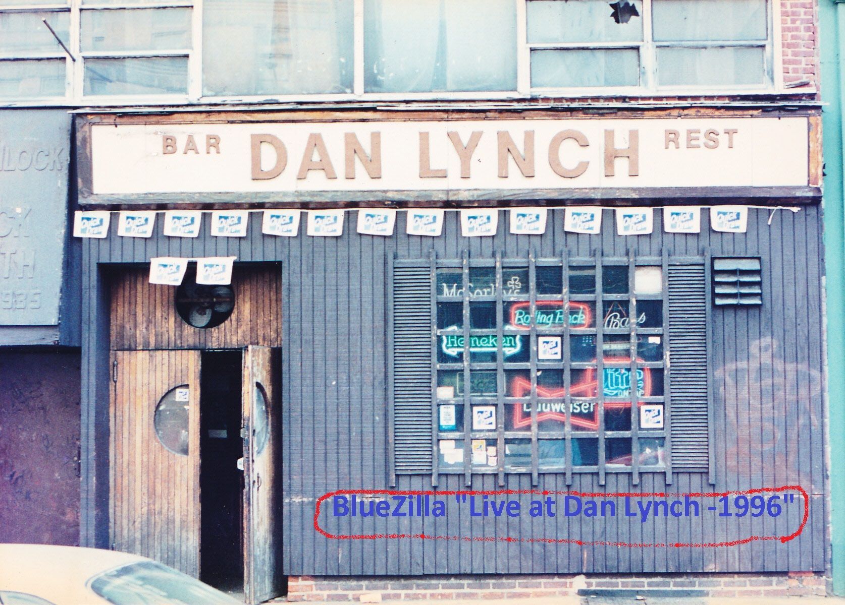 a picture of a bar called dan lynch rest